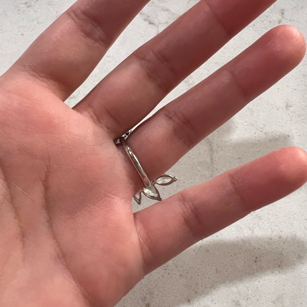 Swarovski Open Ring - image 4